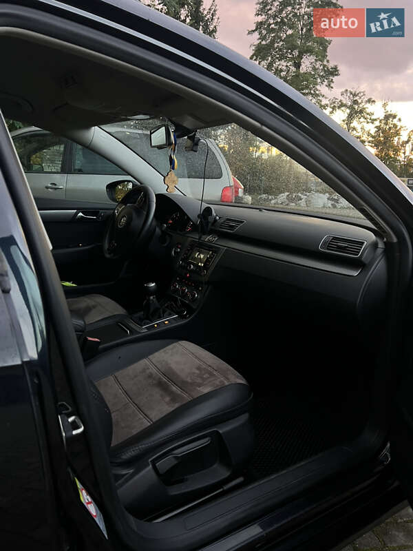 Универсал Volkswagen Passat 2011 в Золочеве фото 12 Универсал Volkswagen Passat 2011 в Золочеве