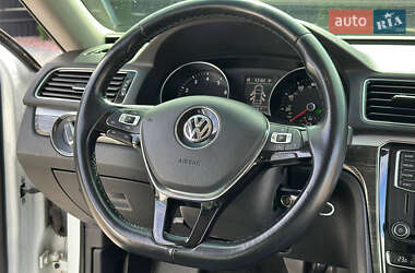 Седан Volkswagen Passat 2015 в 