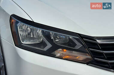 Седан Volkswagen Passat 2015 в 