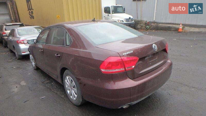Седан Volkswagen Passat 2012 в Киеве фото 2 Седан Volkswagen Passat 2012 в Киеве