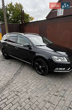 Універсал Volkswagen Passat 2012 в Малині