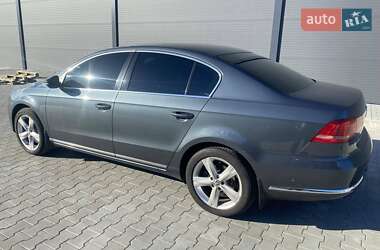 Седан Volkswagen Passat 2013 в 