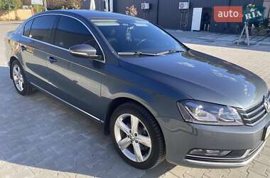 Седан Volkswagen Passat 2013 в 