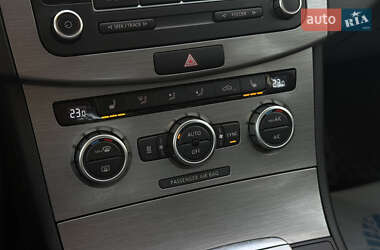 Седан Volkswagen Passat 2013 в 