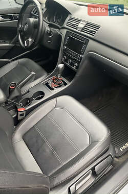 Седан Volkswagen Passat 2015 в 