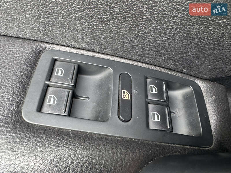 Седан Volkswagen Passat 2015 в Луцке