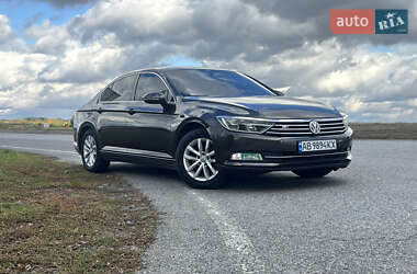 Седан Volkswagen Passat 2016 в Немирове