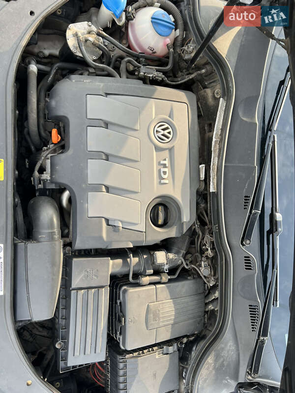 Универсал Volkswagen Passat 2013 в Черкассах