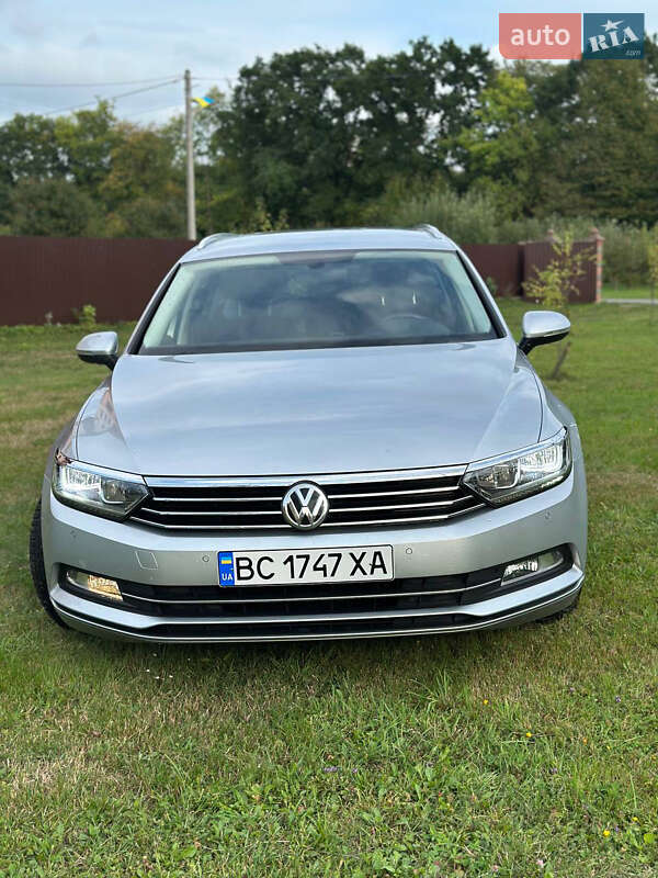 Универсал Volkswagen Passat 2015 в Стрые