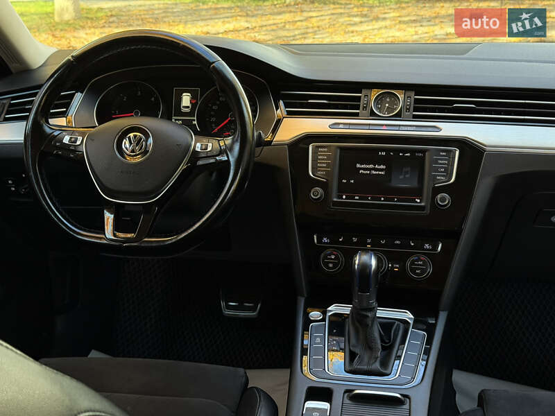 Универсал Volkswagen Passat 2015 в Тячеве фото 27 Универсал Volkswagen Passat 2015 в Тячеве