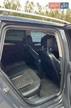 Универсал Volkswagen Passat 2011 в 
