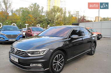 Седан Volkswagen Passat 2018 в 