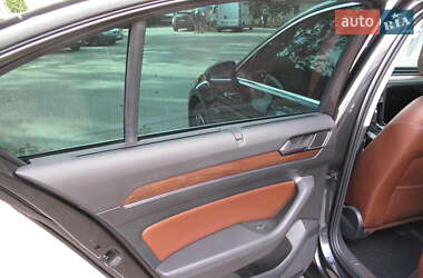 Седан Volkswagen Passat 2018 в 
