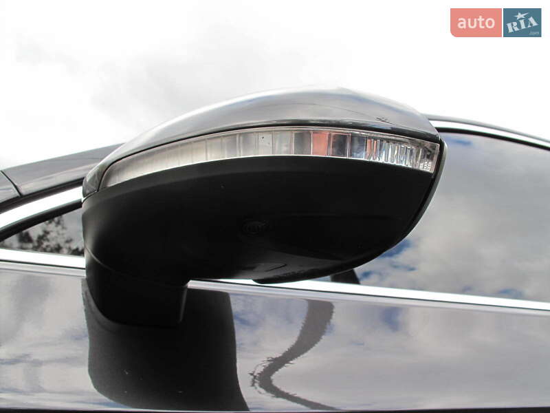 Седан Volkswagen Passat 2018 в Киеве