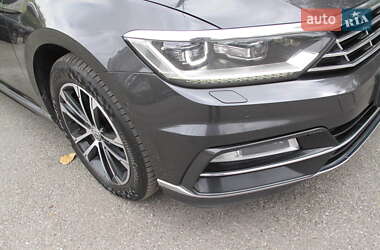 Седан Volkswagen Passat 2018 в 