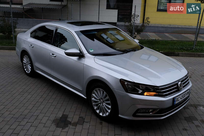 Седан Volkswagen Passat 2016 в Луцьку
