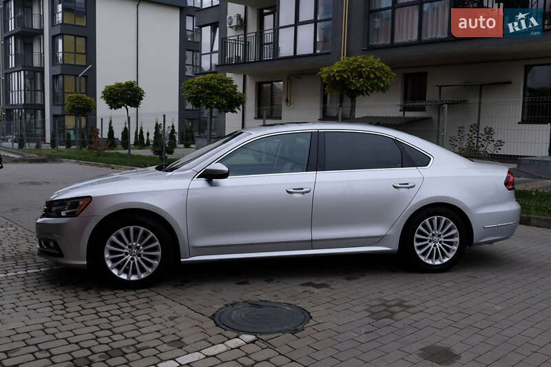 Седан Volkswagen Passat 2016 в Луцьку