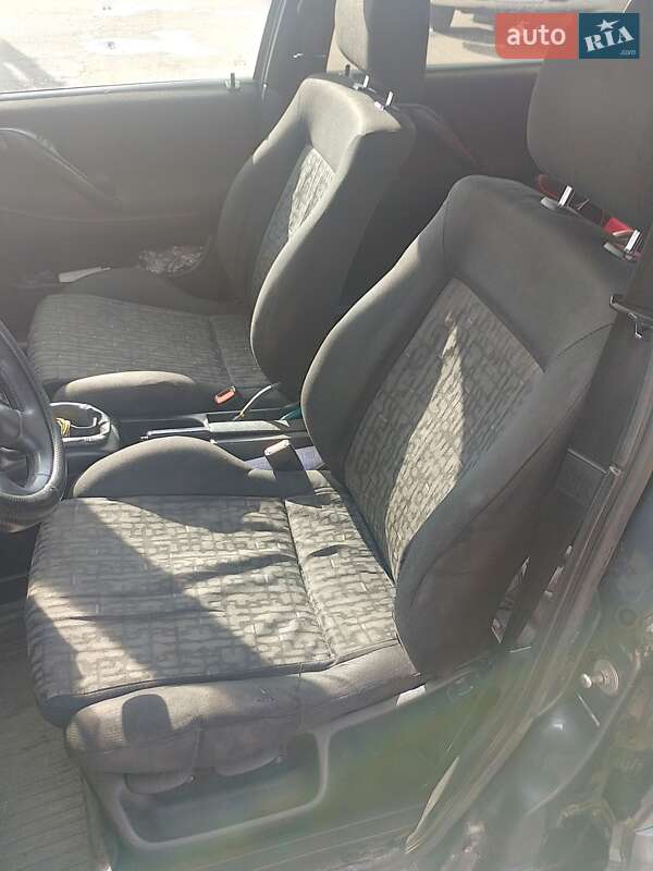 Універсал Volkswagen Passat 1995 в Кременчуці