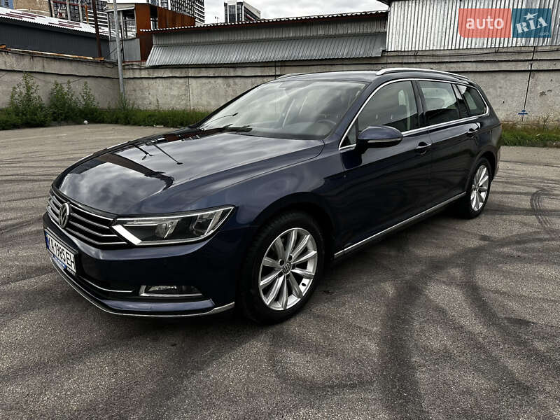 Универсал Volkswagen Passat 2015 в Киеве