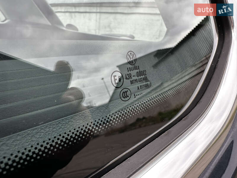Универсал Volkswagen Passat 2015 в Киеве