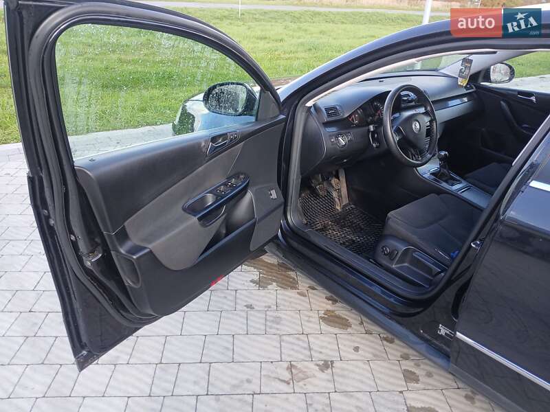Седан Volkswagen Passat 2006 в Львове