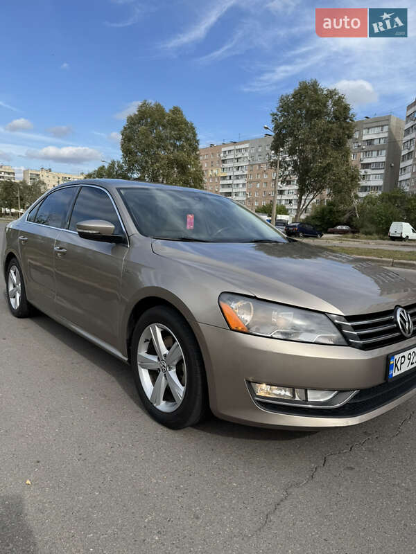 Седан Volkswagen Passat 2015 в Запорожье