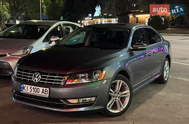 Седан Volkswagen Passat 2015 в Одессе