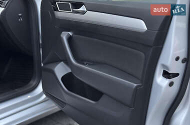 Универсал Volkswagen Passat 2015 в 