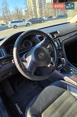 Седан Volkswagen Passat 2014 в 