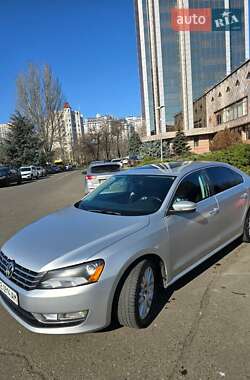 Седан Volkswagen Passat 2014 в 