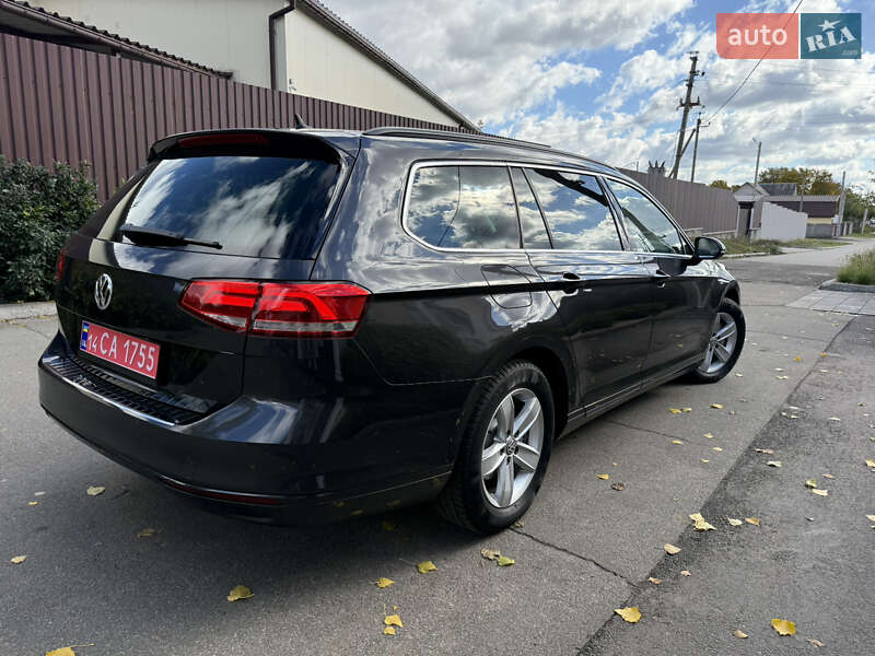 Универсал Volkswagen Passat 2018 в Броварах фото 8 Универсал Volkswagen Passat 2018 в Броварах