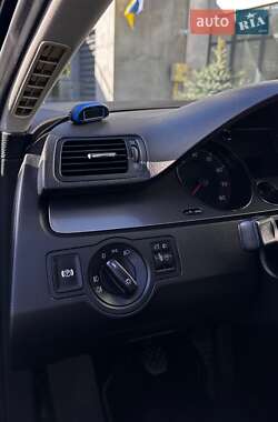 Седан Volkswagen Passat 2008 в 