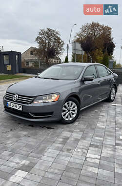 Седан Volkswagen Passat 2012 в Макарове