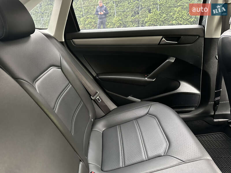 Седан Volkswagen Passat 2019 в Киеве фото 15 Седан Volkswagen Passat 2019 в Киеве