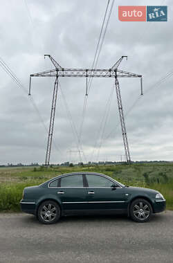 Седан Volkswagen Passat 2002 в  фото 2 Седан Volkswagen Passat 2002 в