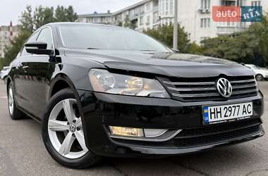 Седан Volkswagen Passat 2015 в Одессе
