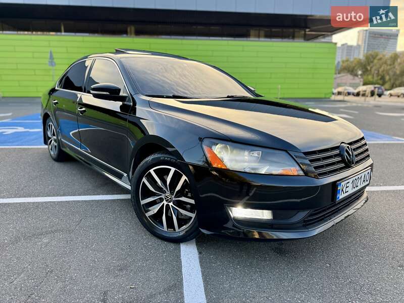 Седан Volkswagen Passat 2014 в Киеве