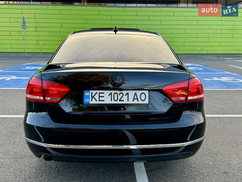 Седан Volkswagen Passat 2014 в Киеве