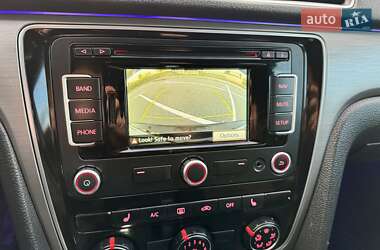 Седан Volkswagen Passat 2014 в 