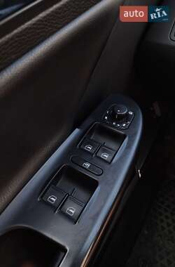 Седан Volkswagen Passat 2006 в 
