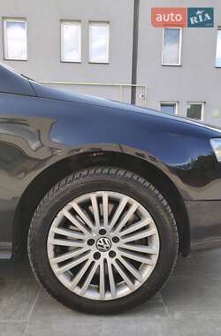 Седан Volkswagen Passat 2006 в 