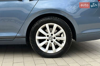 Универсал Volkswagen Passat 2015 в 