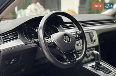 Универсал Volkswagen Passat 2015 в 