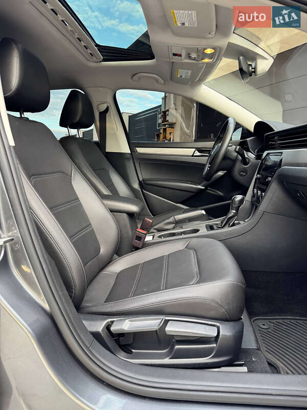 Седан Volkswagen Passat 2020 в Одессе фото 11 Седан Volkswagen Passat 2020 в Одессе