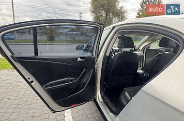 Седан Volkswagen Passat 2010 в 
