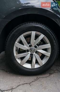 Универсал Volkswagen Passat 2017 в 