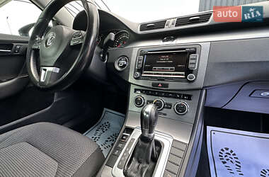 Седан Volkswagen Passat 2013 в 