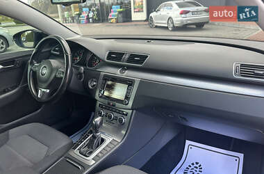 Седан Volkswagen Passat 2013 в 