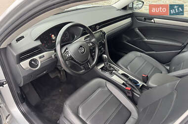 Седан Volkswagen Passat 2020 в 