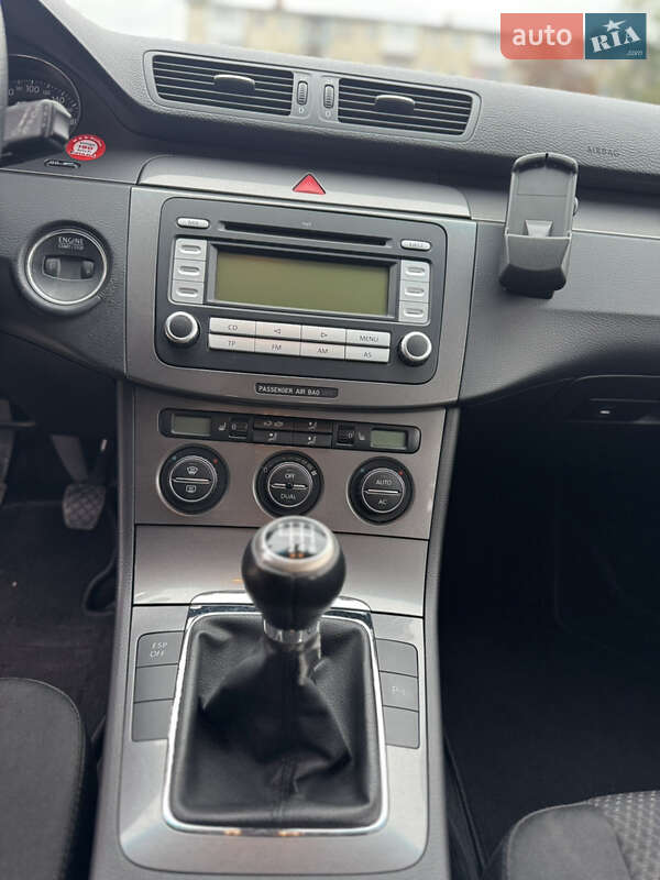 Универсал Volkswagen Passat 2007 в Калуше